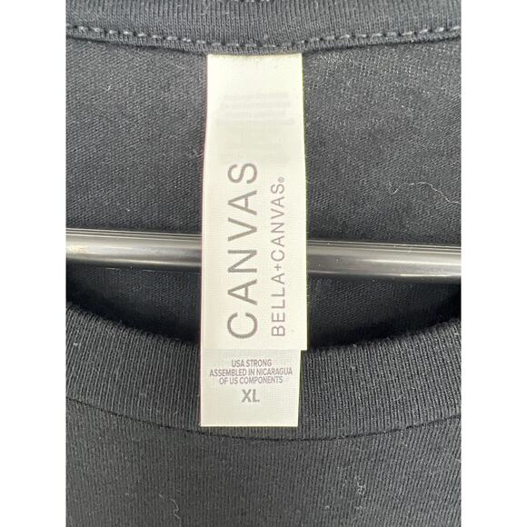 I just want to drink wine save animals and take naps Tshirt NWOT - Picture 2 of 2